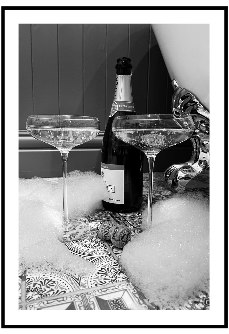 Bubbles & Bubbles Poster - Black and white champagne 